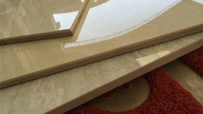 通体大理石与亮面砖：家装选材的理性之选**